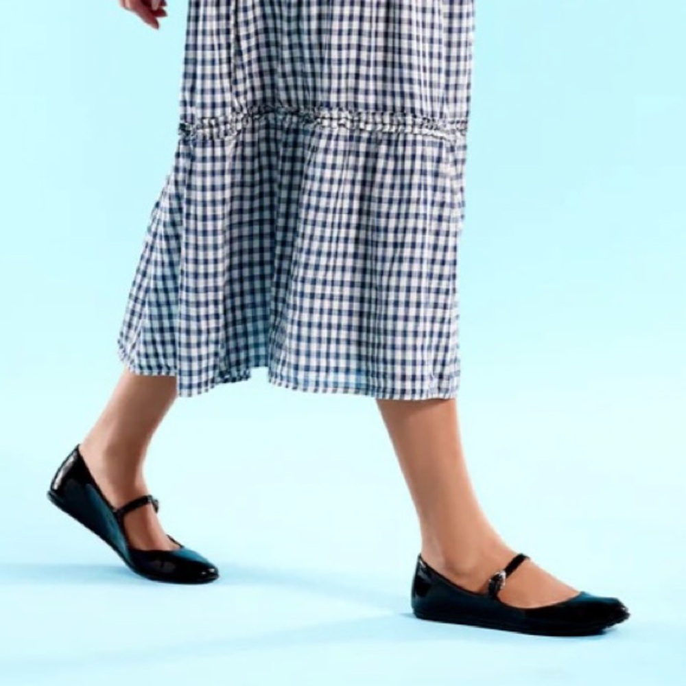 AEROSOLES NIB Perry Mary Jane black flat, size 9 medium width.